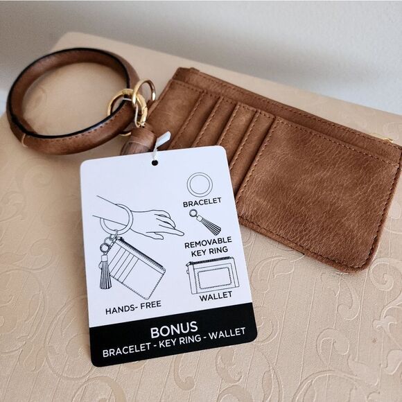 Brown Leather Card Holder with Keychain Wristlet - Picture 4 of 5